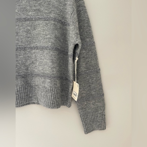 a.n.a Charcoal Gray Women's Crew Neck Sweater - Picture 2 of 7